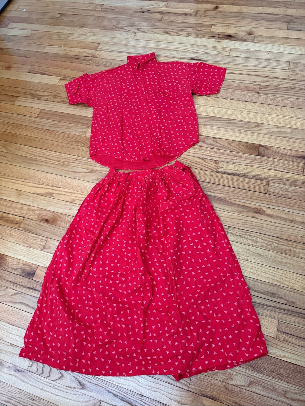 Khazana Vintage 80s Retro Cotton Vibrant Matching Set CoOrd Skirt/Top S Red